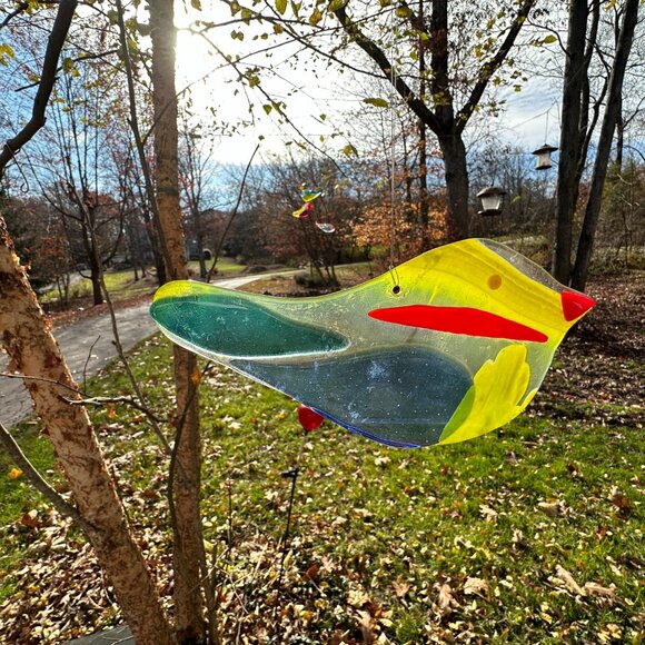 #3039 FUSED BIRD SUNCATCHER  HANDCRAFTED FUSED SUNCATCHER BIRD - Picture 5 of 7